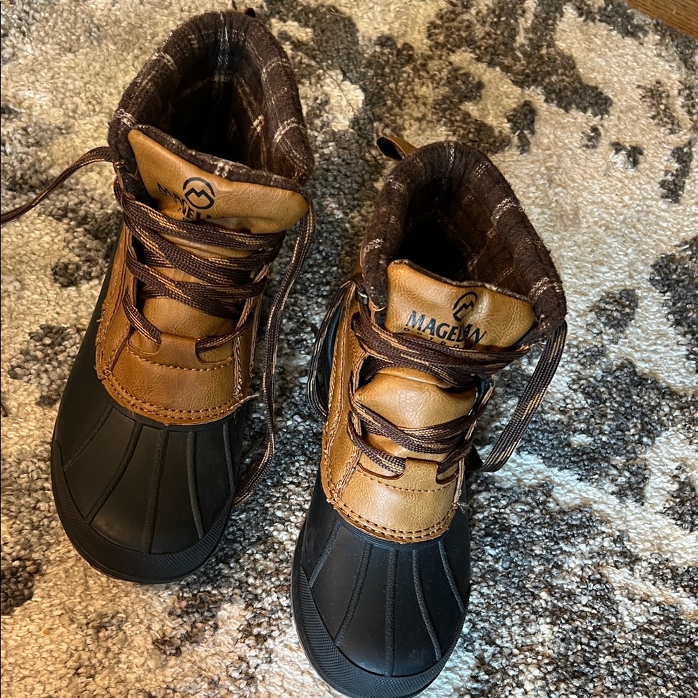Magellan Outdoors Kids' Tan and Black Boots
